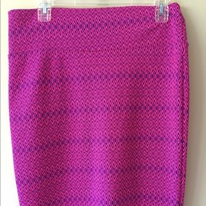 Lularoe Cassie Skirt - Pink Purple L